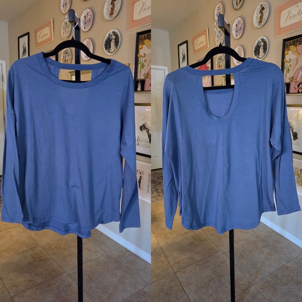 all in motion‎ Blue Long Sleeve Tee With Cut Out Back NEW